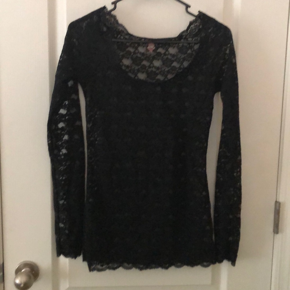 Women’s medium black lace blouse